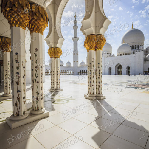 The Sheikh Zayed Mosque, the courtyard and exterior of the prayer hall, modern… The Sheikh Zayed Mosque, the courtyard and exterior of the prayer hall, modern…