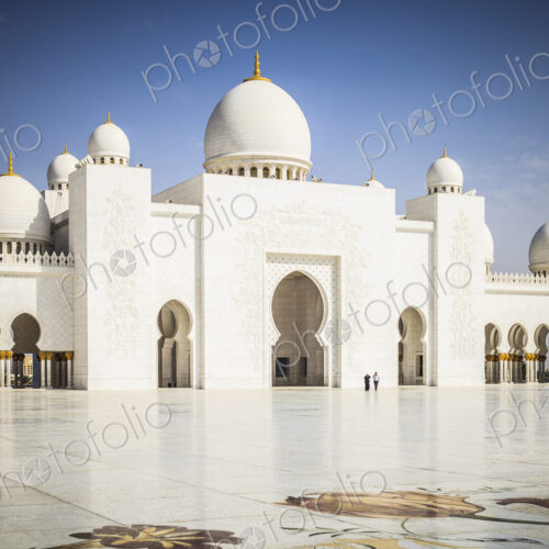 The Sheikh Zayed Mosque, the courtyard and exterior of the prayer hall, modern… The Sheikh Zayed Mosque, the courtyard and exterior of the prayer hall, modern…