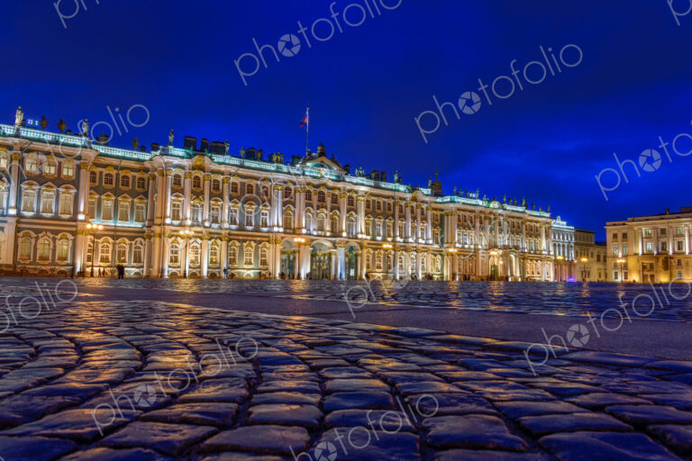 The Winter Palace, residence of the House of Romanov, from 1732 to 1917, the facade at…