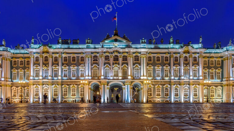 The Winter Palace, residence of the House of Romanov, from 1732 to 1917, the facade at…