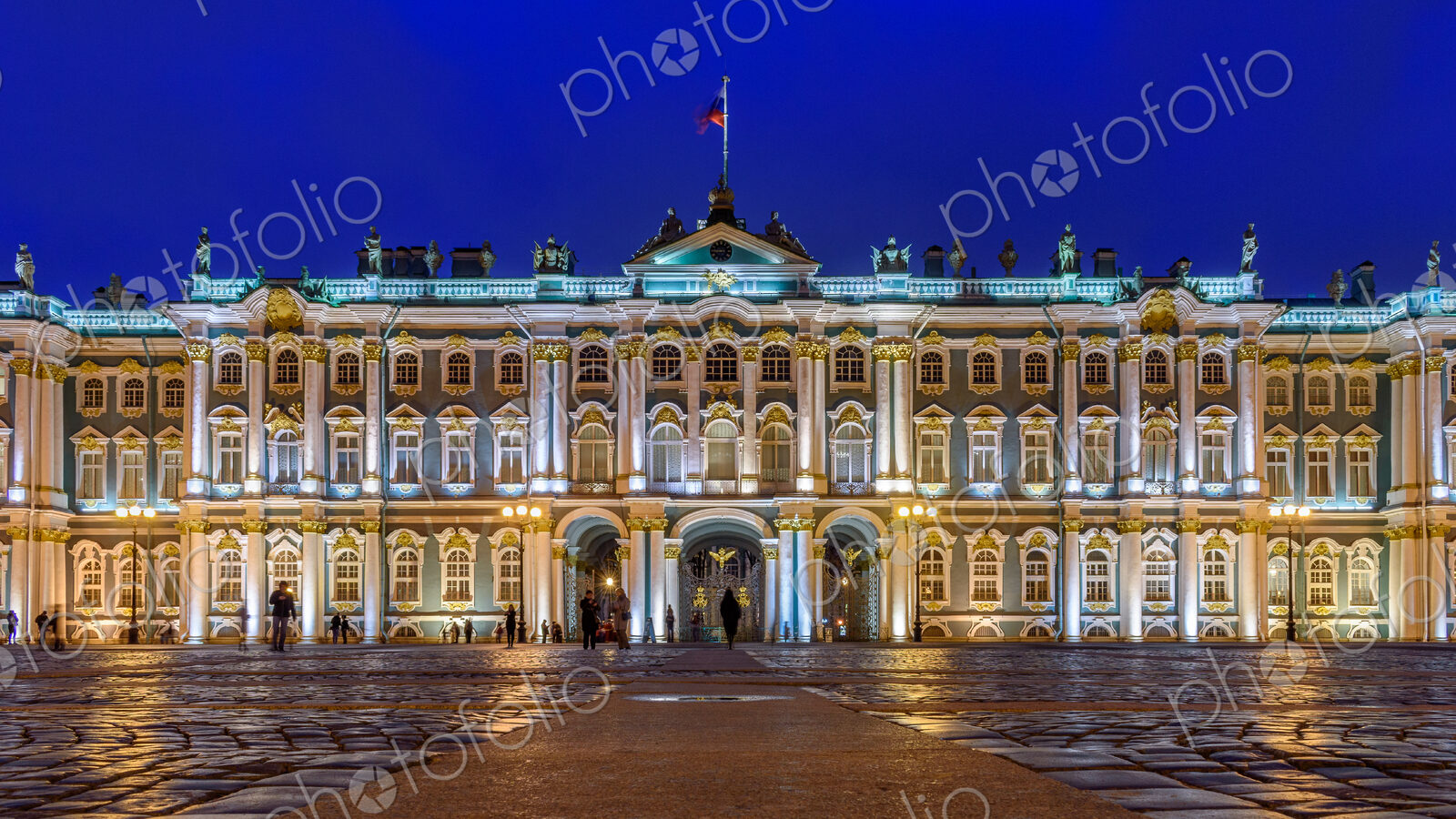 The Winter Palace, residence of the House of Romanov, from 1732 to 1917, the facade at…