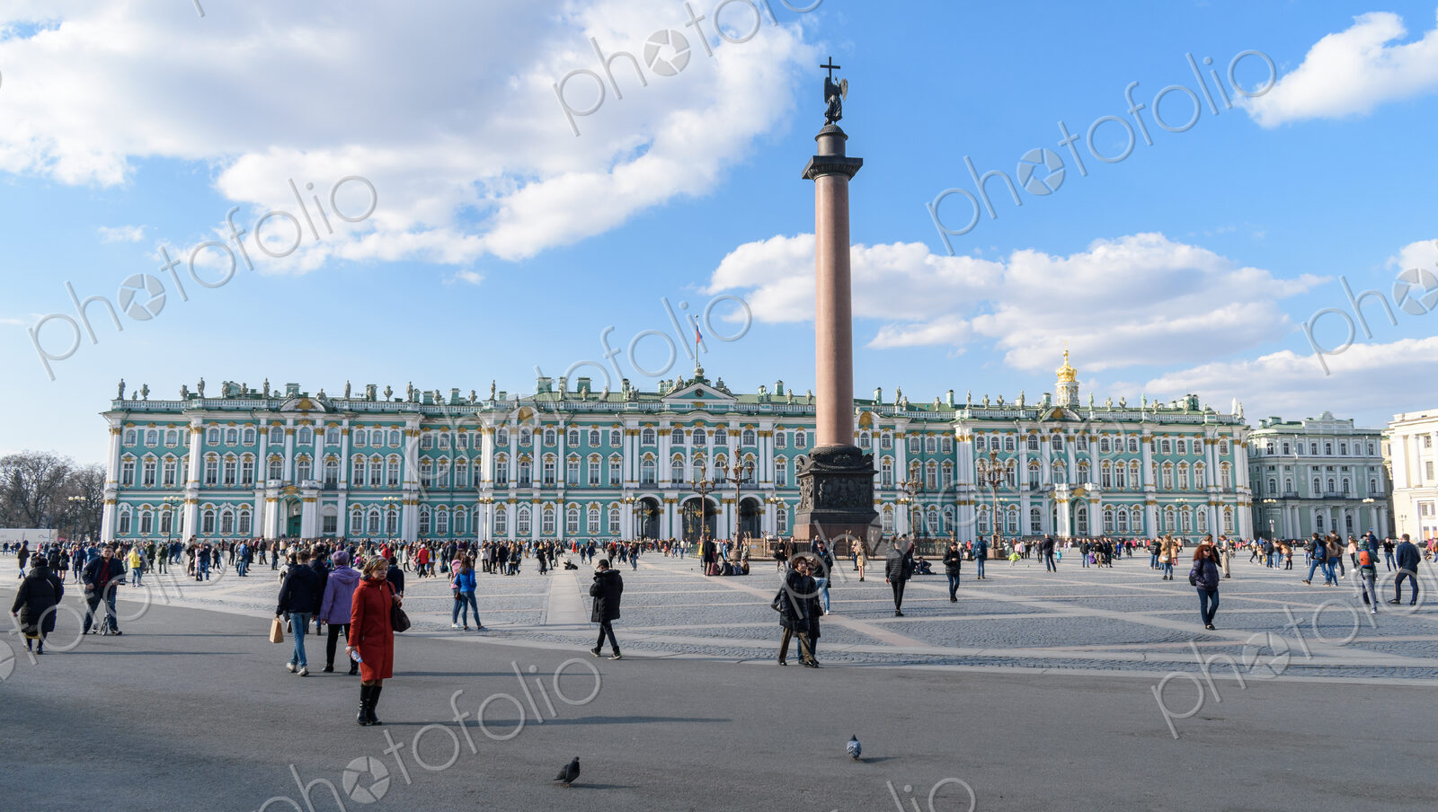 The Winter Palace, residence of the House of Romanov, from 1732 to 1917, view of the…