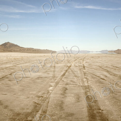 Tire tracks in Bonnaville Salt Flats, Utah, United States Tire tracks in Bonnaville Salt Flats, Utah, United States