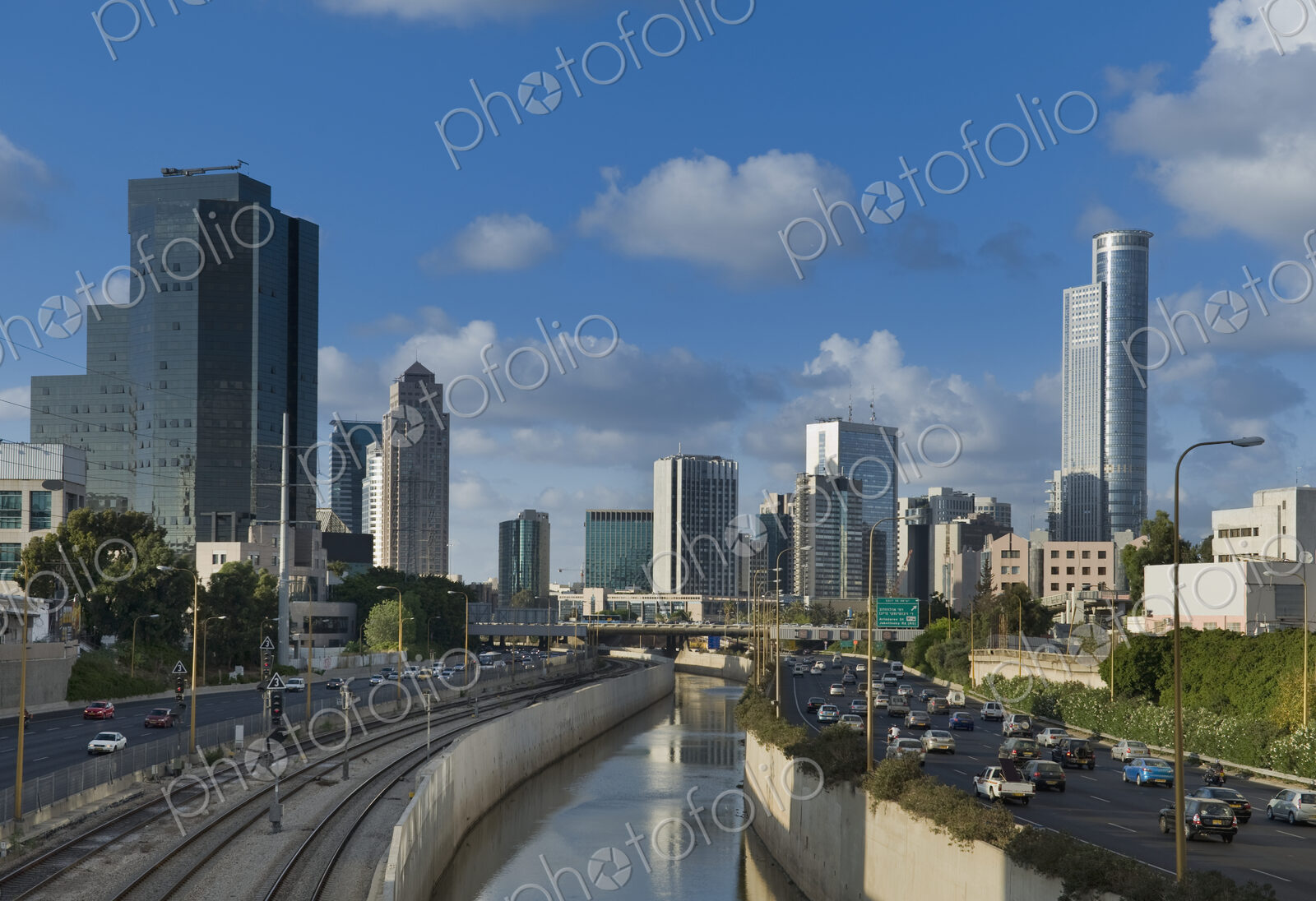 Traffic Flowing in and Out of Downtown Tel Aviv