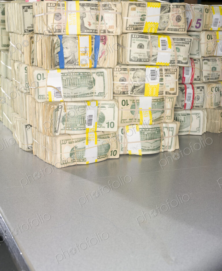 US Bills in Bundles