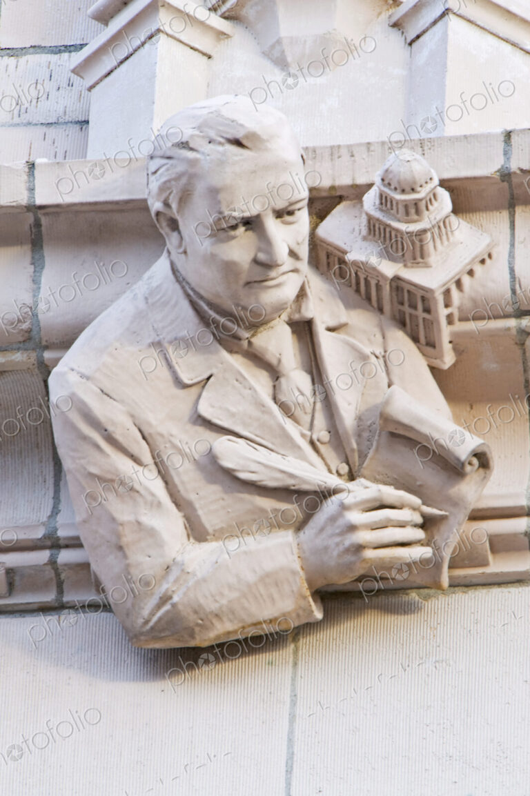 University of Washington Exterior Artwork