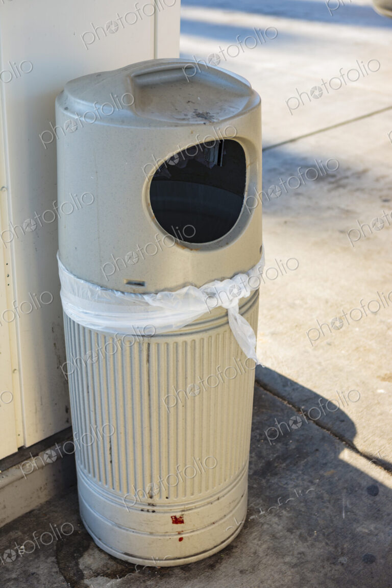 Urban trash can, USA