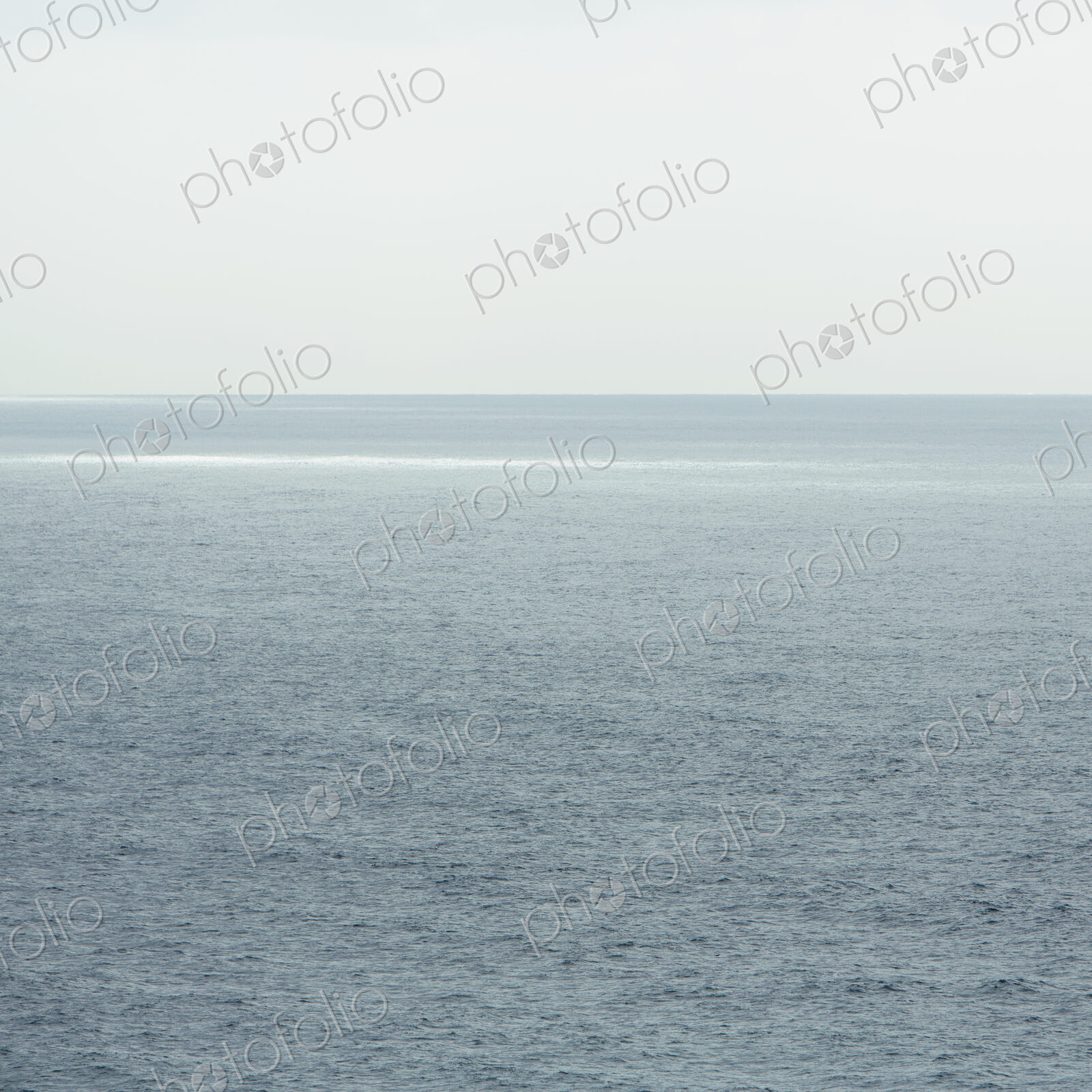 View across the ocean and a cloudy sky at Manzanita in Oregon