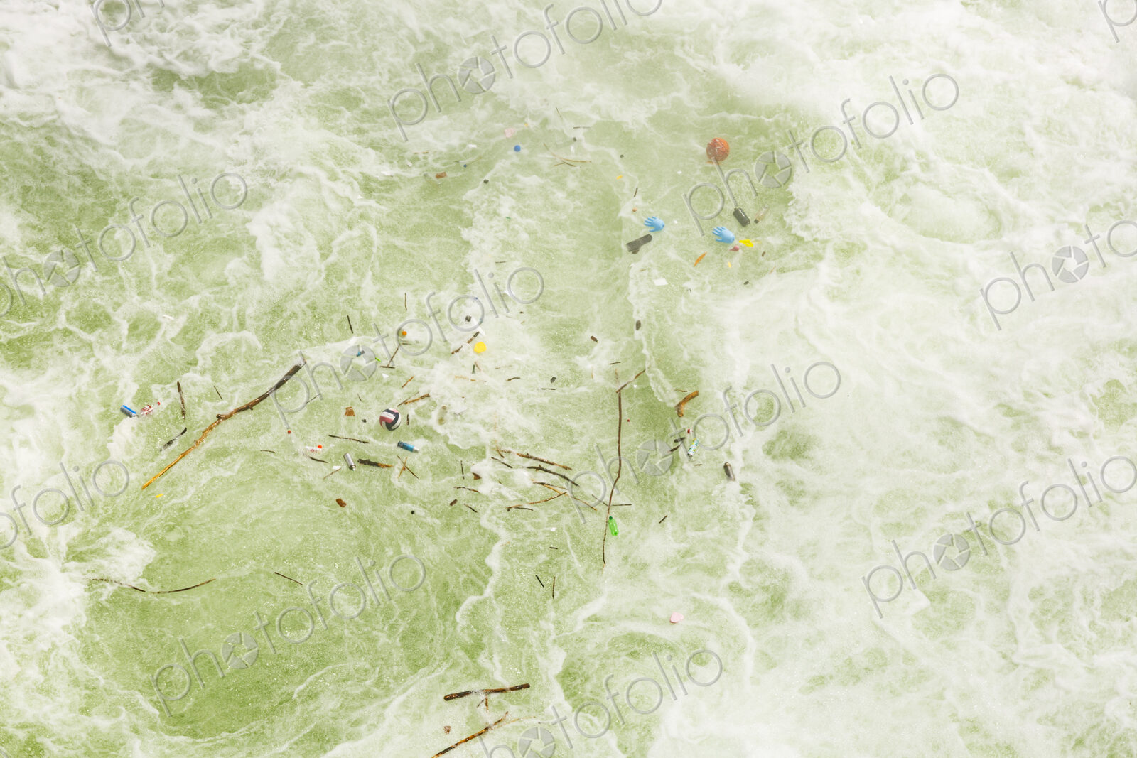 View from above of the torrents of the Spokane Falls, full frame, white water.