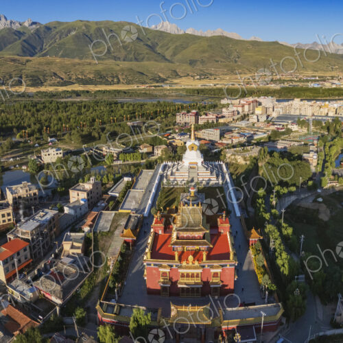 View of a Zhu De Commander in Chief & WushiGeda Living Buddha Memorial at Sunrise… View of a Zhu De Commander in Chief & WushiGeda Living Buddha Memorial at Sunrise…