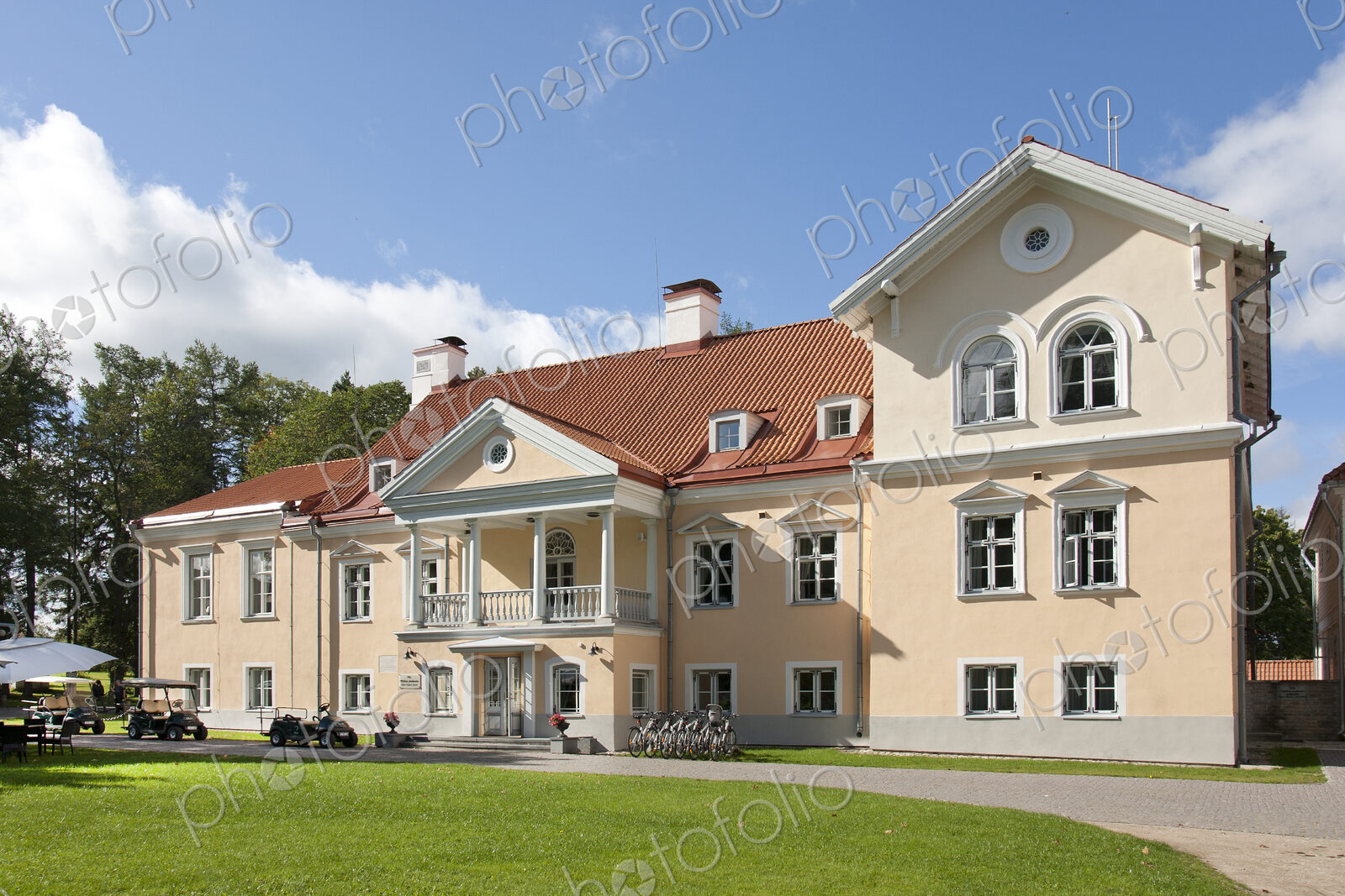 Vihula Manor Exterior