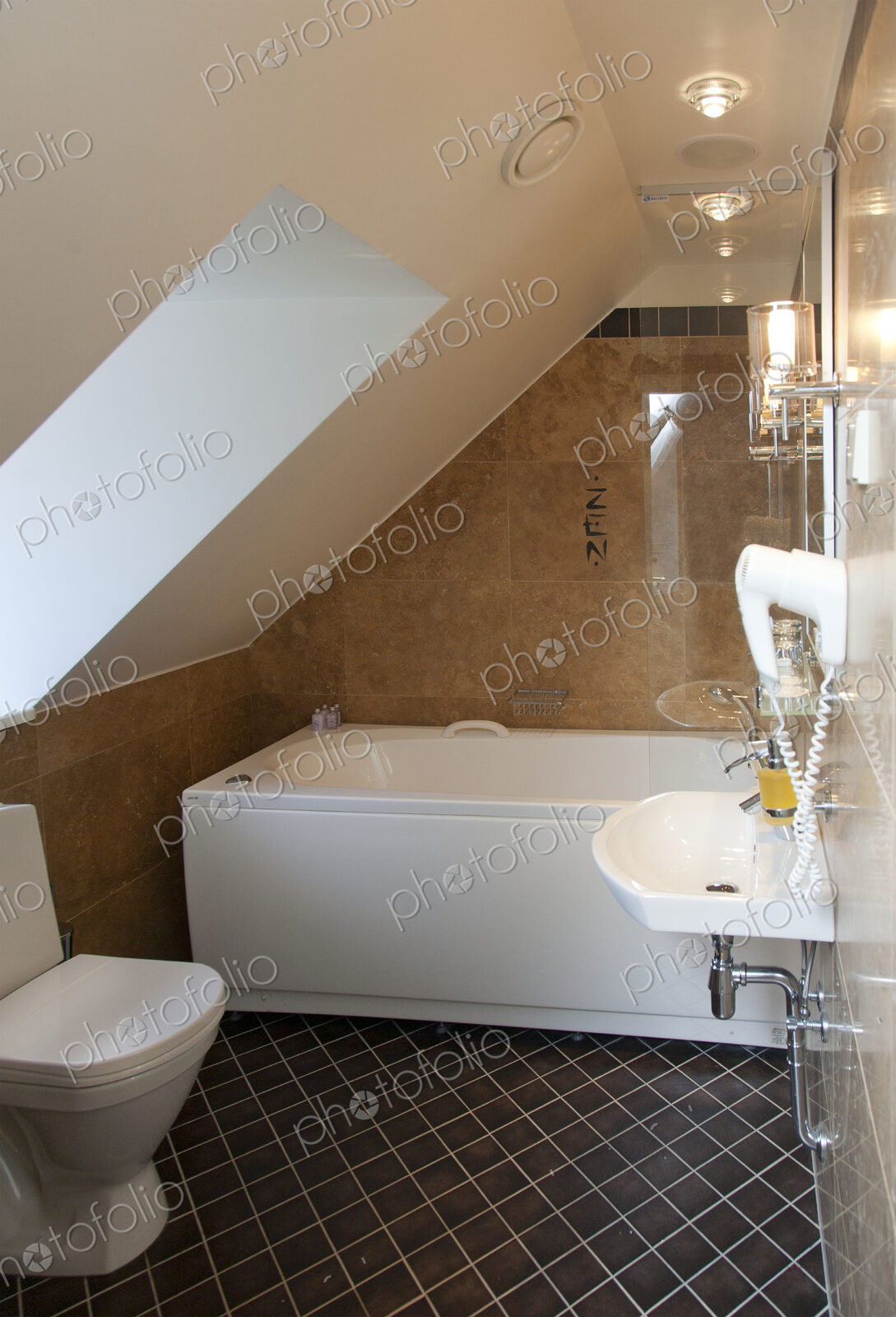 Vihula Manor Hotel Bathroom