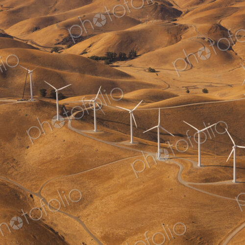 Wind generators in the landscape of the Altamira Pass, California Wind generators in the landscape of the Altamira Pass, California