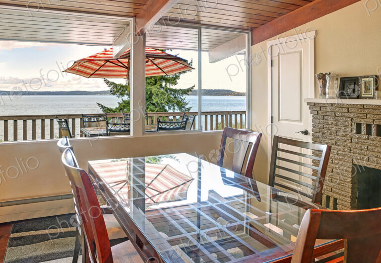 Window with lake view in dining room