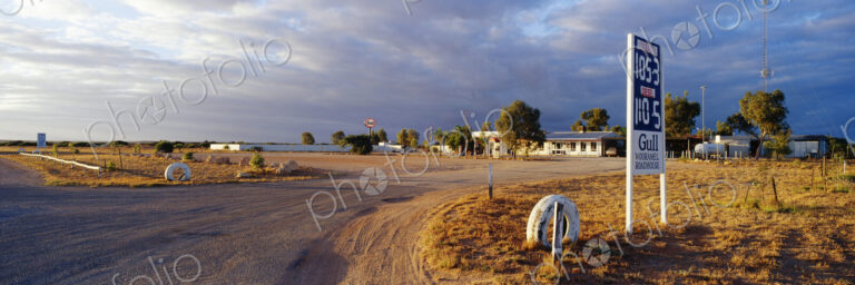Wooramel Roadhouse in Australia