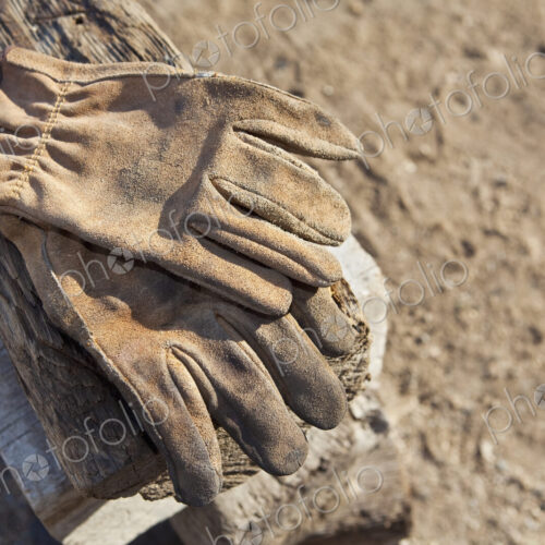 Work Gloves Work Gloves
