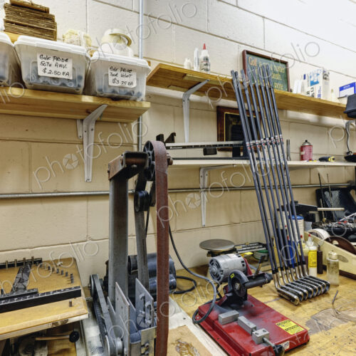 Workshop for Manufacturing Golf Clubs Workshop for Manufacturing Golf Clubs