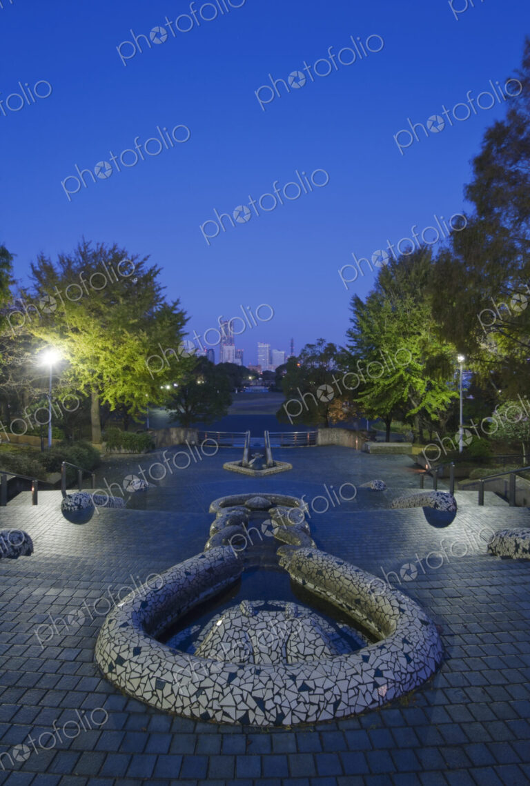 Yamashita Park at dawn, Yokohama, Japan